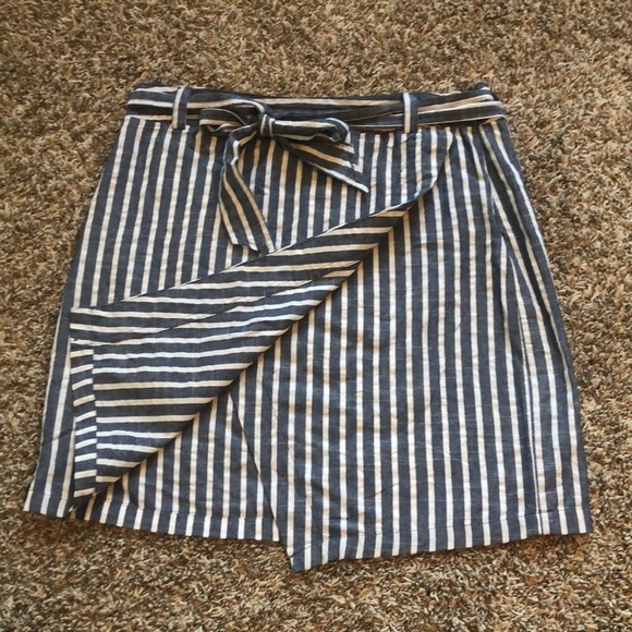 Striped Wrap Skirt - Picture 2 of 3